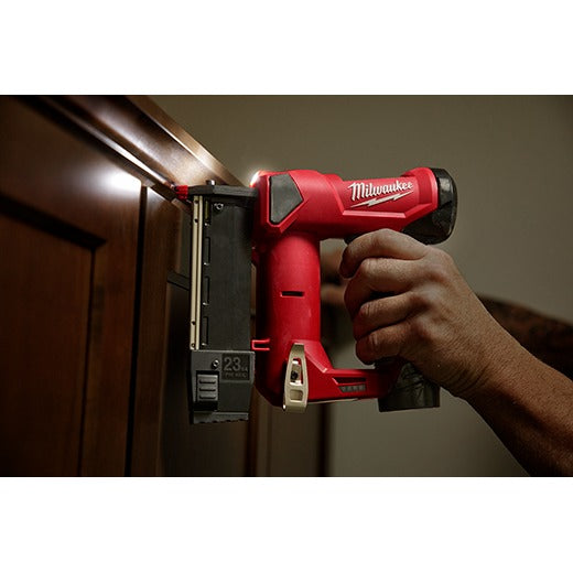 Milwaukee M12 23 Gauge Pin Nailer Kit