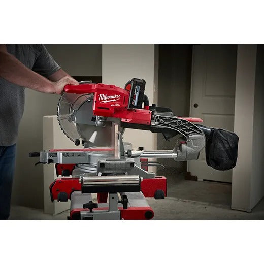 Milwaukee M18 Fuel 10" Dual Bevel Sliding Compound Miter Saw Kit