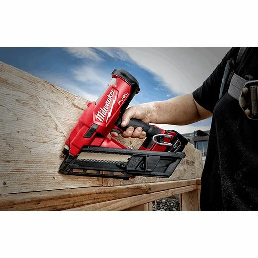 Milwaukee M18 Fuel 30 Degree Framing Nailer