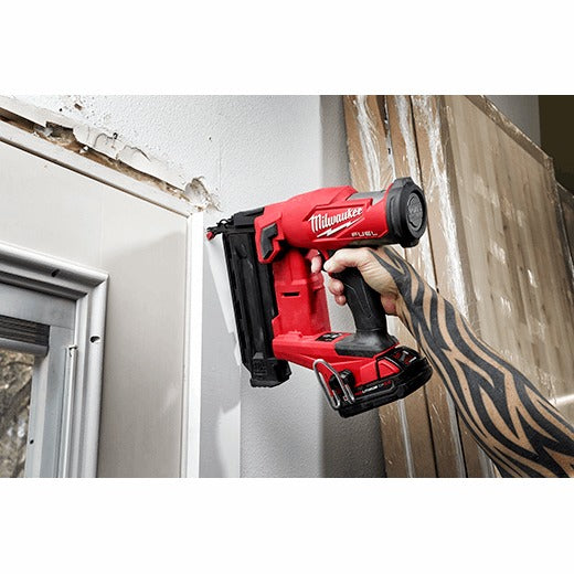 Milwaukee M18 Fuel 18 Gauge Brad Nailer