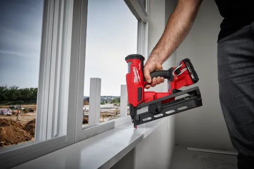 Milwaukee M18 Fuel 16 Gauge Angled Finish Nailer