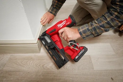 Milwaukee M18 Fuel 16 Gauge Angled Finish Nailer