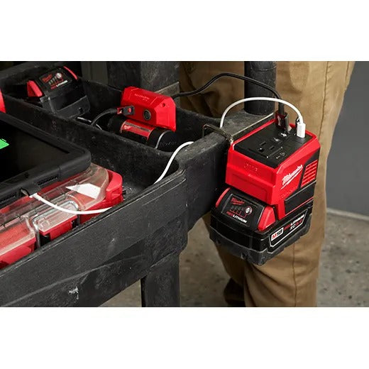 Milwaukee M18 Top-Off 175W Power Supply