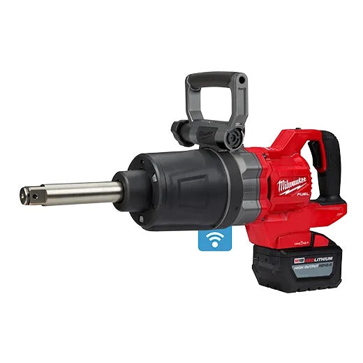 Milwaukee M18 Fuel 1" D-Handle Ext Anvil High Torque Impact Wrench with One-Key Kit