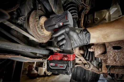 Milwaukee M18 Fuel 1/2" Mid-Torque Impact Wrench with Friction Ring Kit