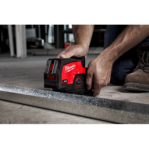 Milwaukee M12 Green Cross Line and Plumb Points Laser