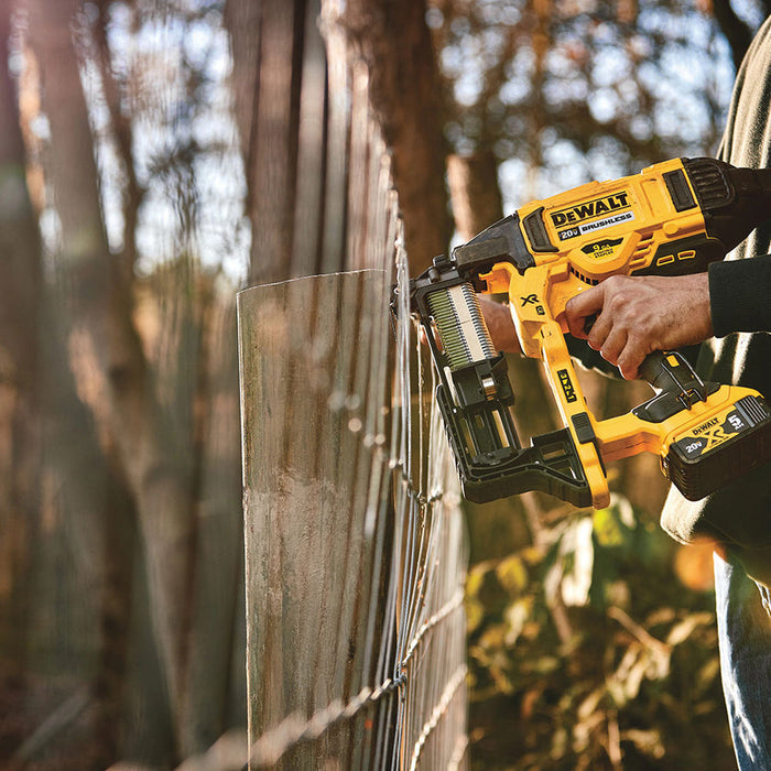 DeWalt 20V MAX 9-Gauge Cordless Fencing Stapler, (Tool Only)