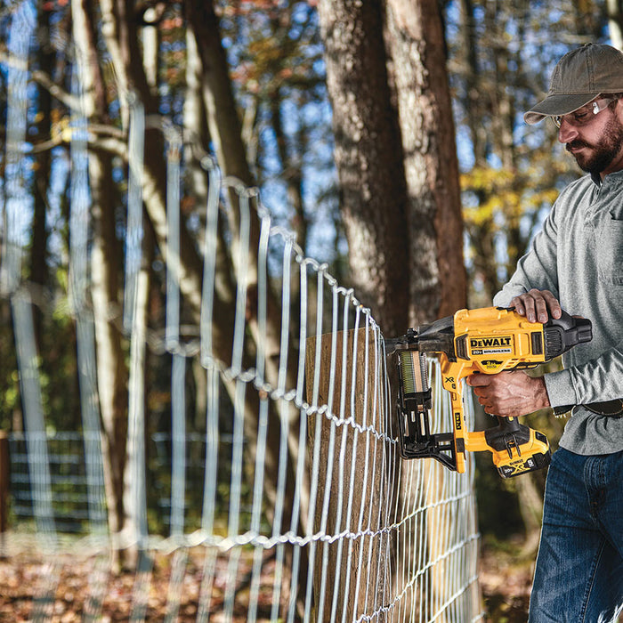 DeWalt 20V MAX 9-Gauge Cordless Fencing Stapler, (Tool Only)