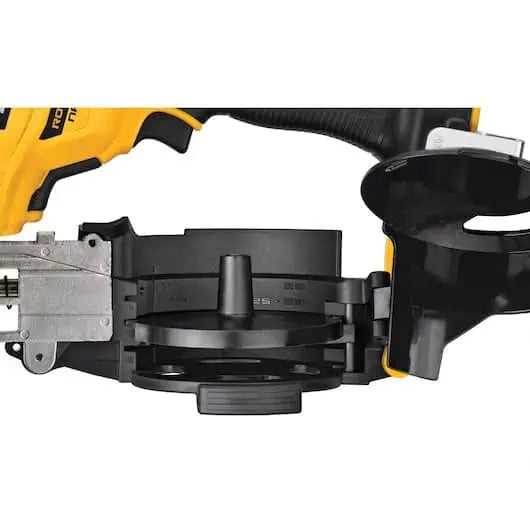 DeWalt 20V MAX* 15‚° Cordless Coil Roofing Nailer