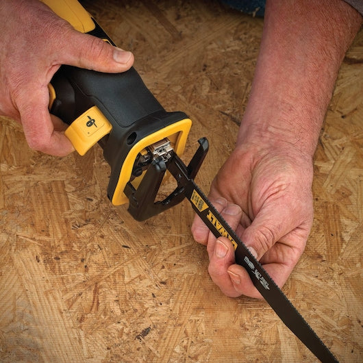 DeWalt 20V MAX* XR‚® Brushless Compact Reciprocating Saw, (Tool Only)