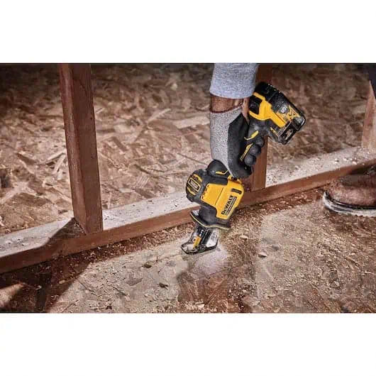 DeWalt Atomic MAX* Cordless One-Handed Reciprocating Saw, (Tool Only)