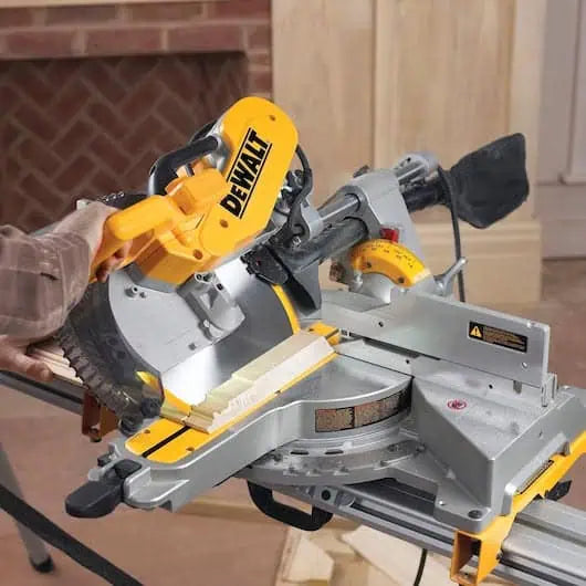 DeWalt 12" Double-Bevel Sliding Compound Miter Saw