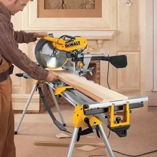 DeWalt 12" Double-Bevel Sliding Compound Miter Saw